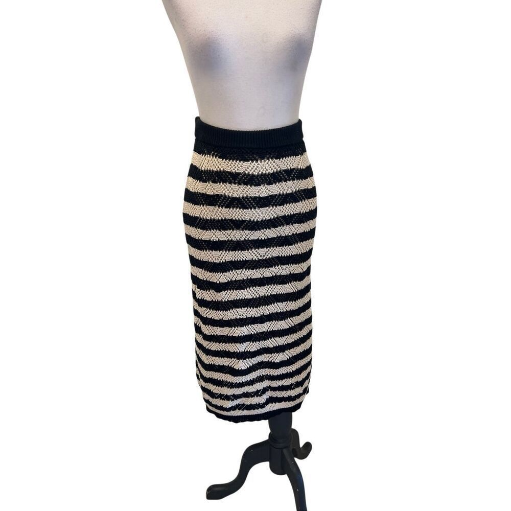 Freshman  1996 Women's Striped Crochet Knit Maxi Skirt Black Beige Small